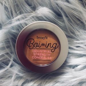 Benefit BOING Concealer